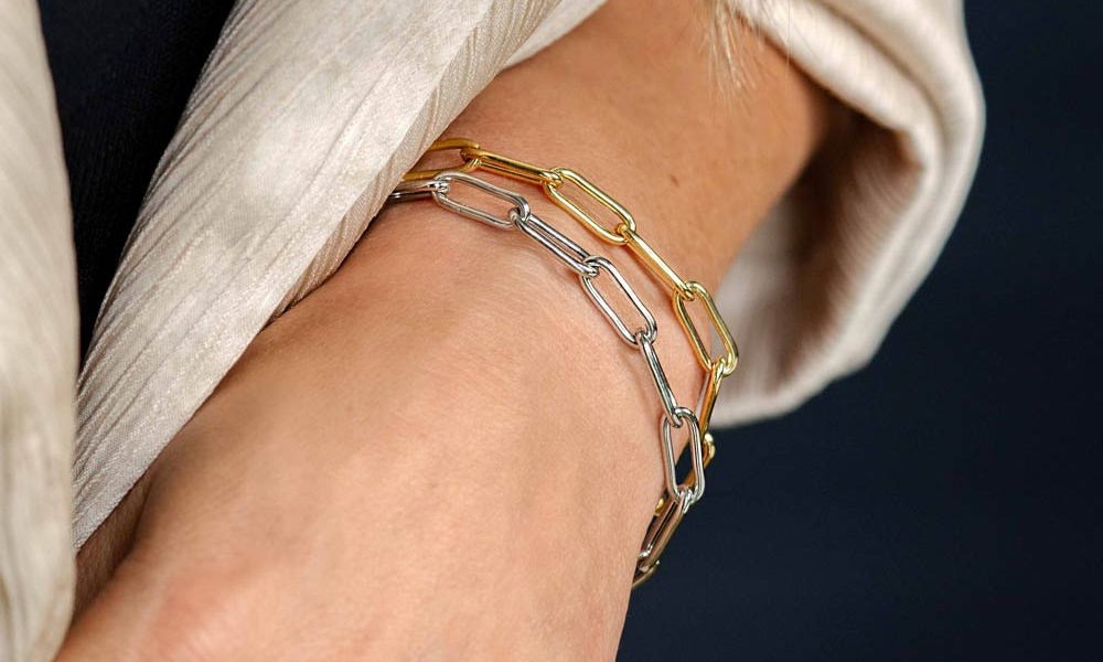 goud en zilveren sieraden combineren
